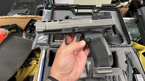 Canik TP9 SFX 9mm w/Vortex Venom Red Dot USED